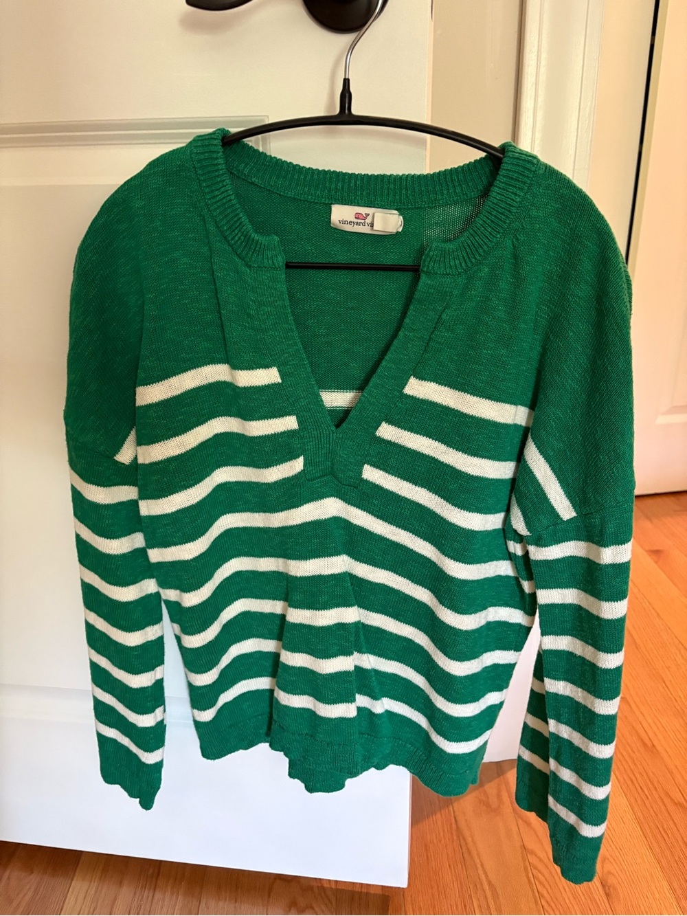 Vineyard Vines Green and White Striped V‑Neck Sweater